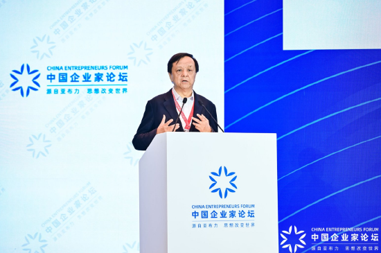 李小加：在AI“航空时代”	，企业家必须亲自“开飞机	”