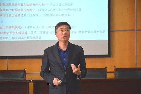 三家A股公司公告，肖作平被查，涉嫌严重违纪违法